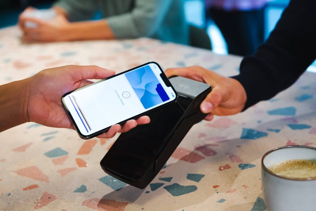 Top Card Machines for UK Small Businesses | 2025