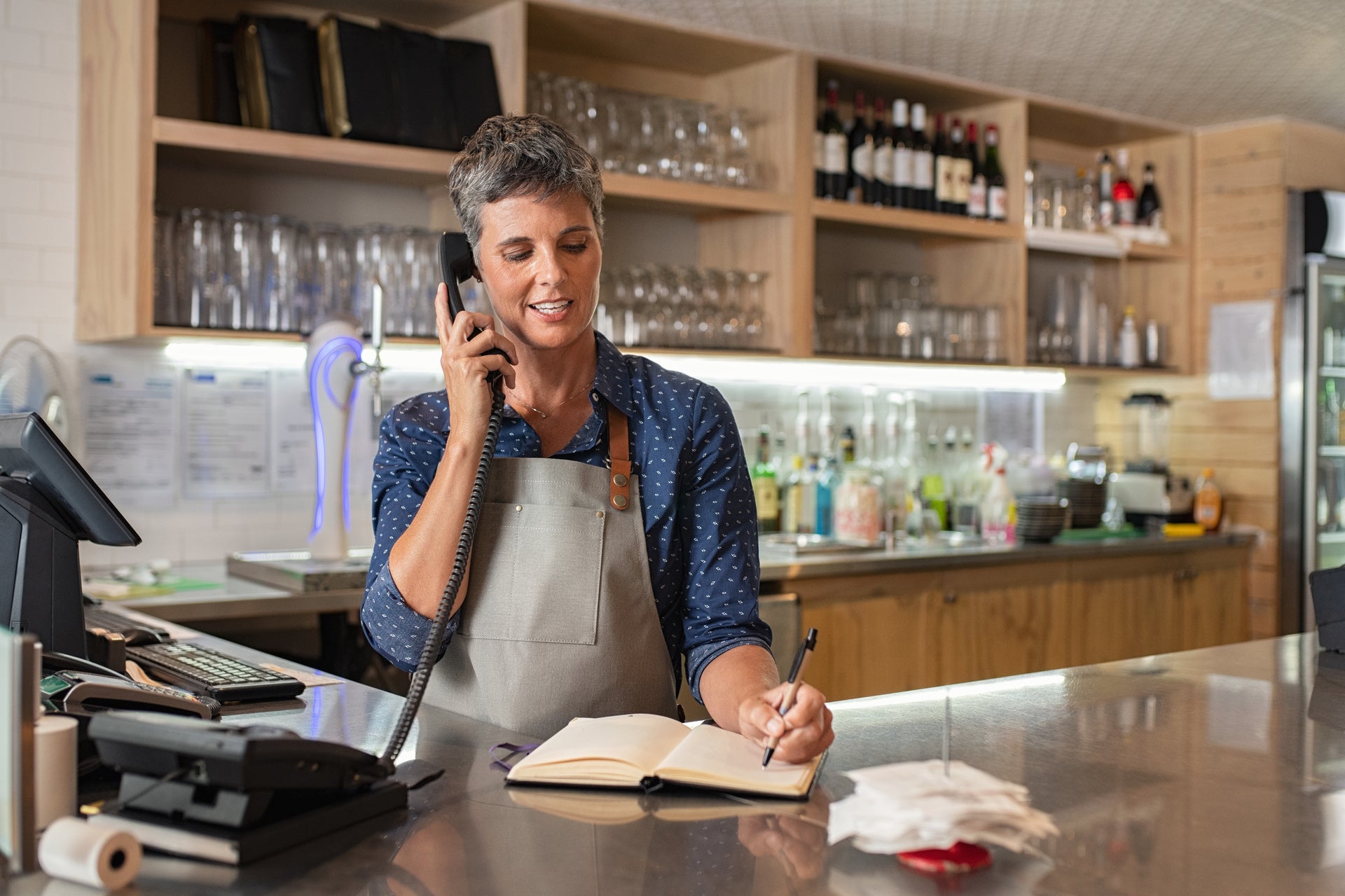 Restaurant manager using a VoIP system